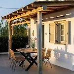 Naxos Finest & 3* Naxos City