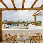 Naxos Finest & Naxos City