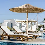 Naxos Finest & 酒店 3*