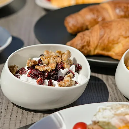 Naxos Finest & Naxos City