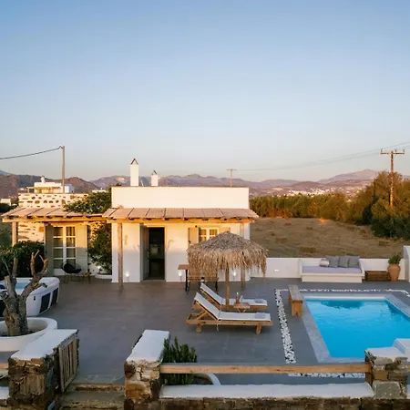 Naxos Finest & 3*